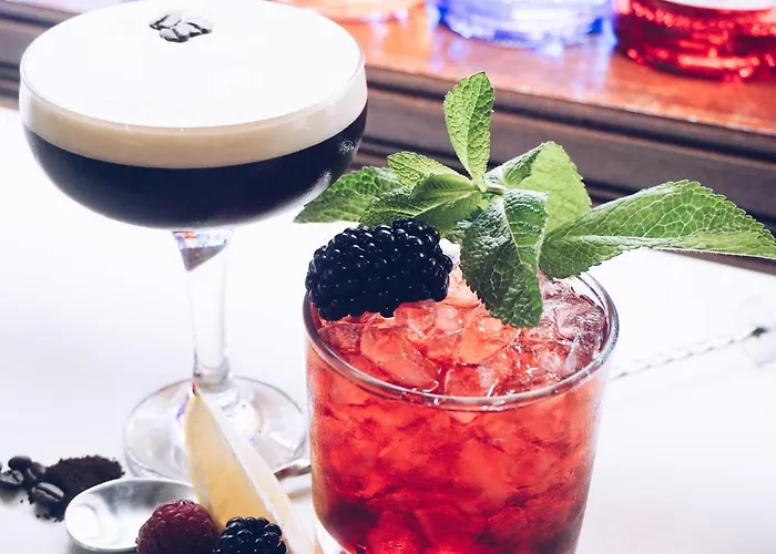 Manor House Hotel, Otel