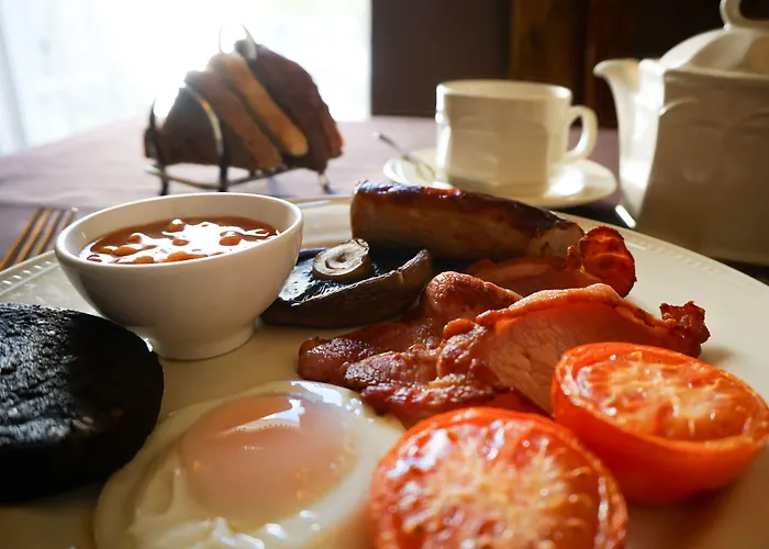 Manor House Hotel, 3*