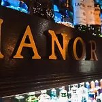 Otel Manor House Hotel,