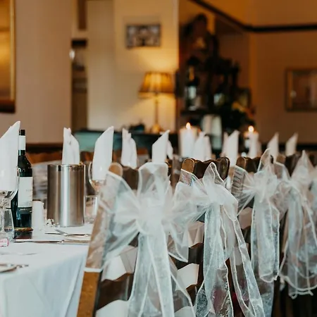 Manor House Hotel, Hotel 3*